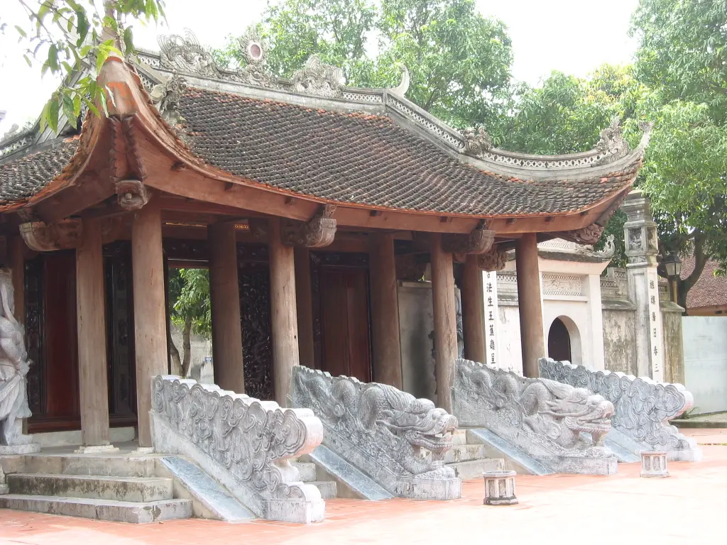 Bắc Ninh — Đền Đô