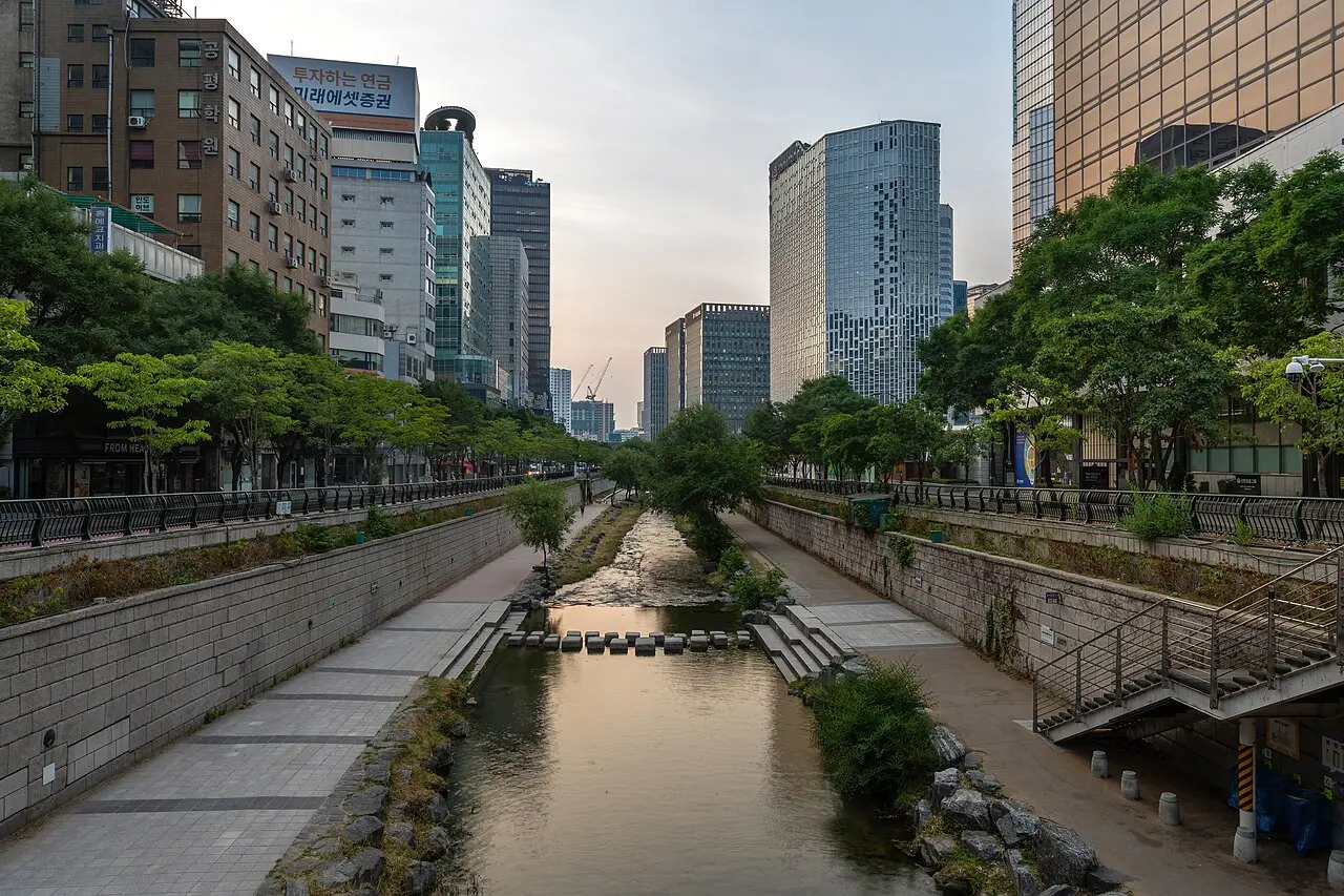Suối Cheonggyecheon — Seoul