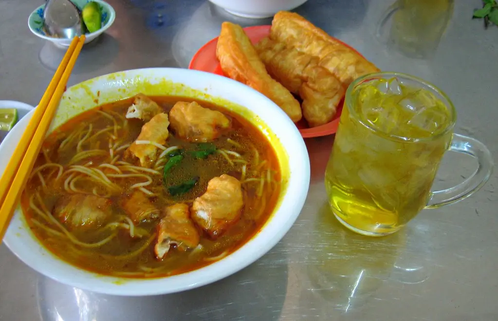 Bún bò cay Bạc Liêu