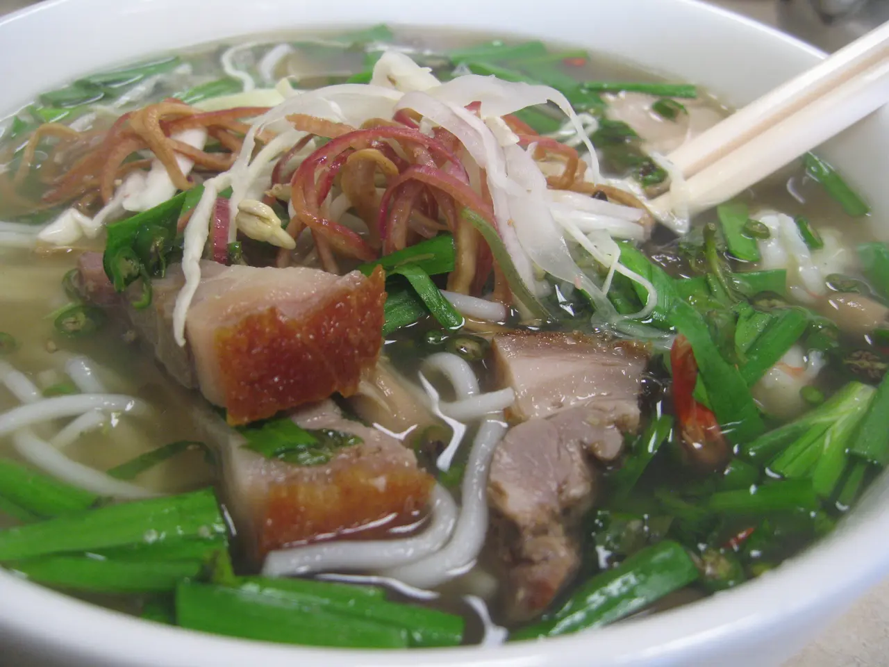 Bún nước lèo