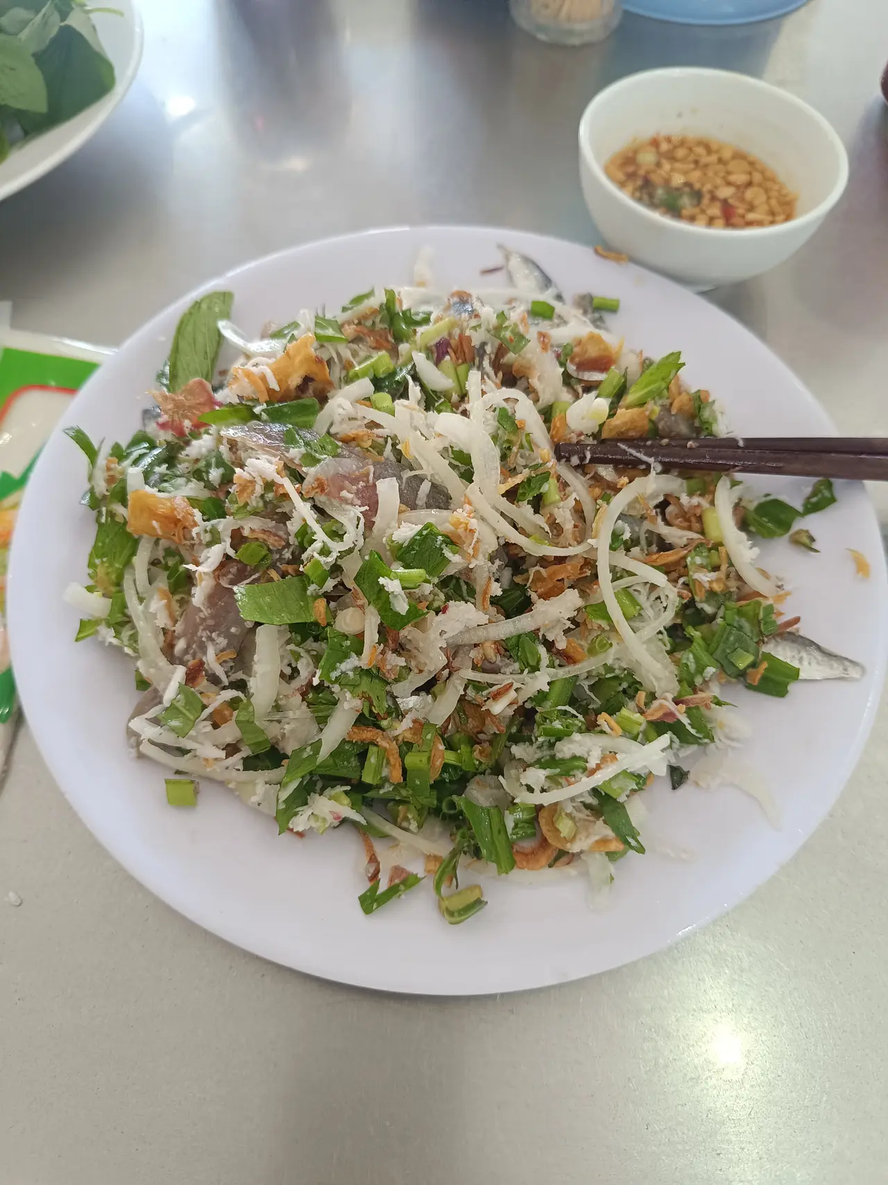 Gỏi cá trích
