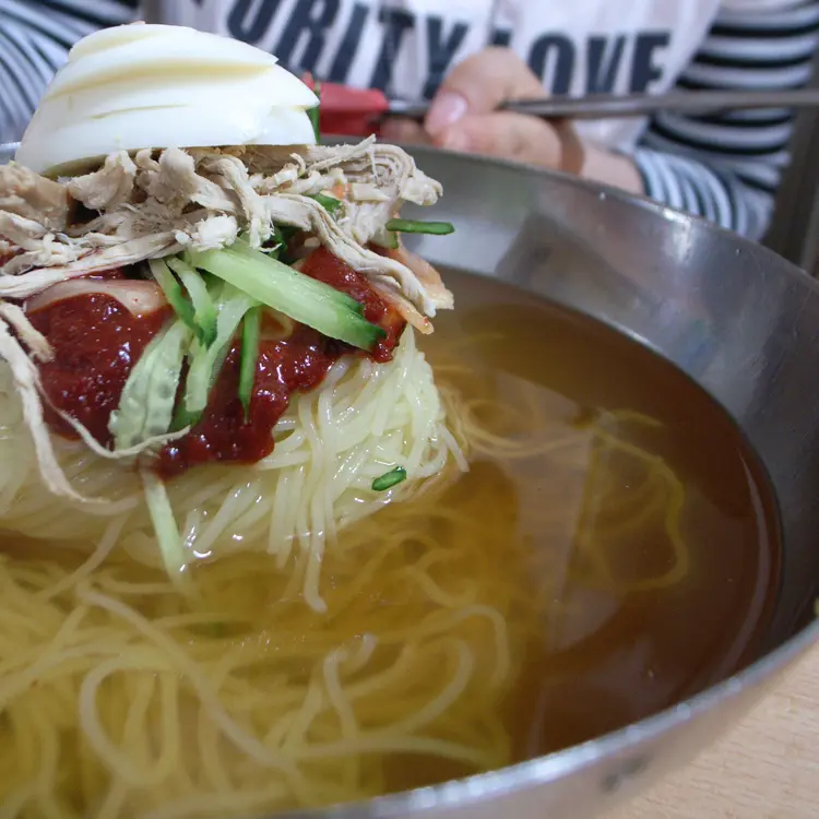 Mì lạnh bột mì Busan (milmyeon)