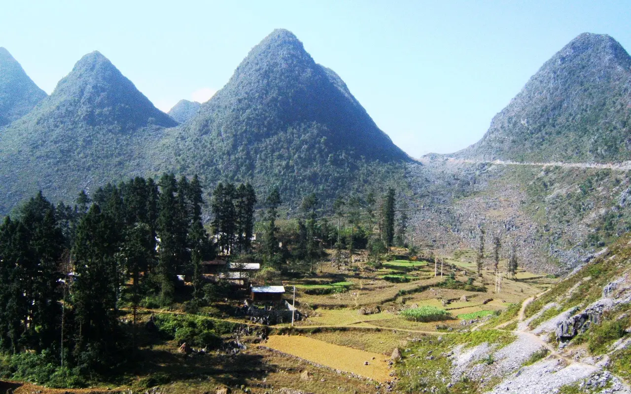 Phố cổ Đồng Văn — Hà Giang