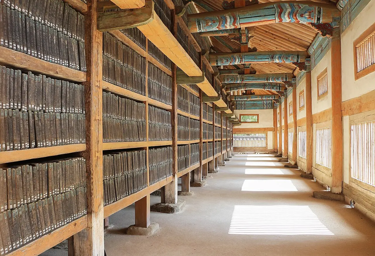 Gyeongnam — Chùa Haeinsa & Tam tạng Cao Ly