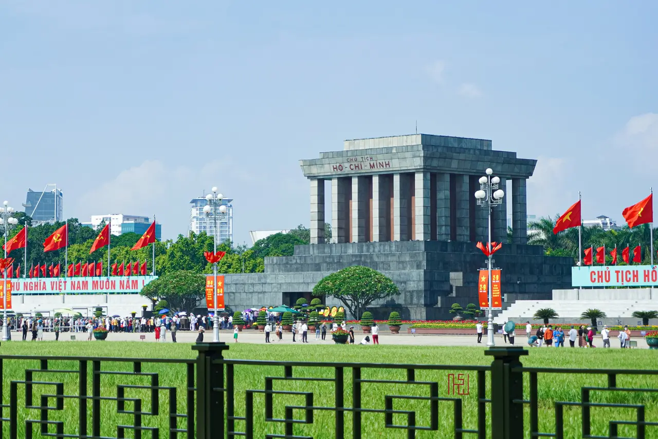 Lăng Chủ tịch Hồ Chí Minh — Hà Nội