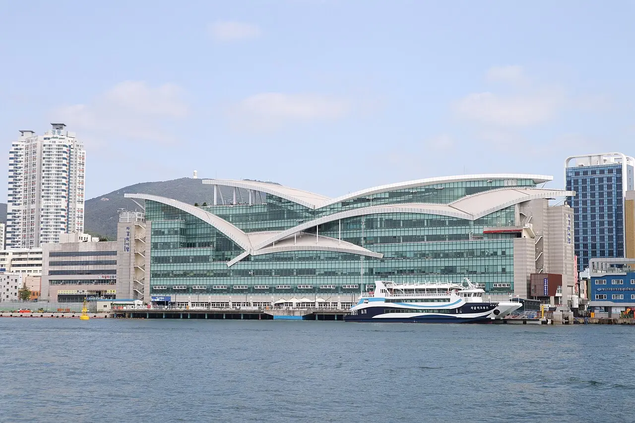 Jagalchi Fish Market — Busan