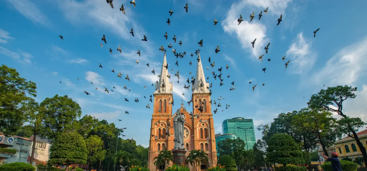 Nhà thờ Đức Bà Sài Gòn — TP. Hồ Chí Minh