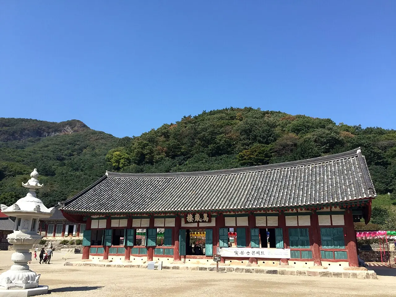 Chùa Seonunsa & rừng trà hoa — Jeonbuk